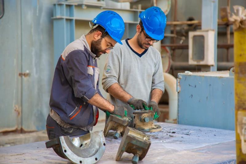 انجام تعمیرات اساسی تجهیزات هوای نواحی ۱ و ۲ شرکت فجر انرژی خلیج فارس